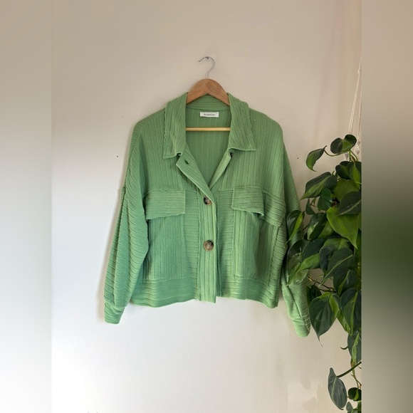 BUCKETLIST terry button down in Kelly green - Picture 2 of 7